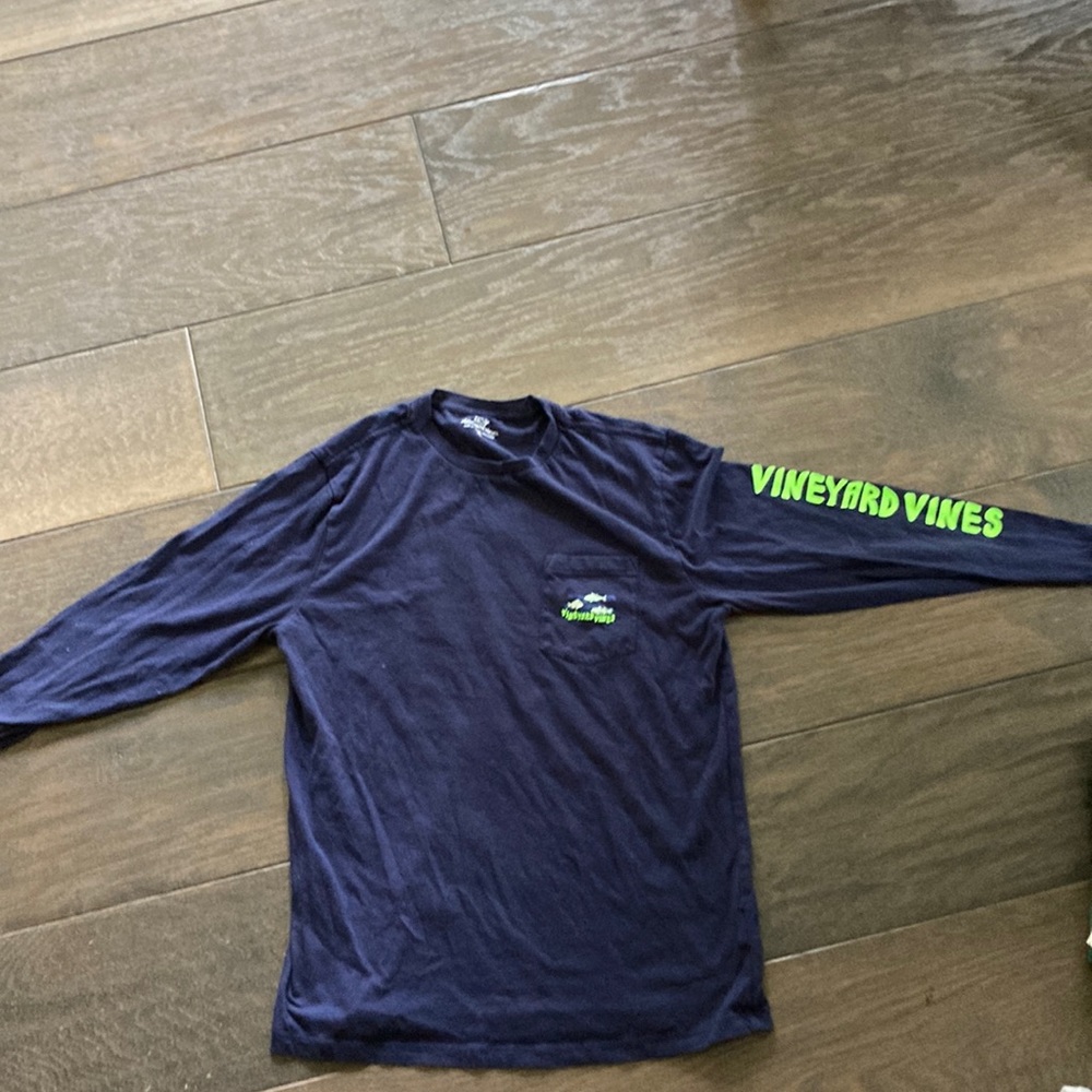 Vineyard vine holloween long sleeve shirt youth XL